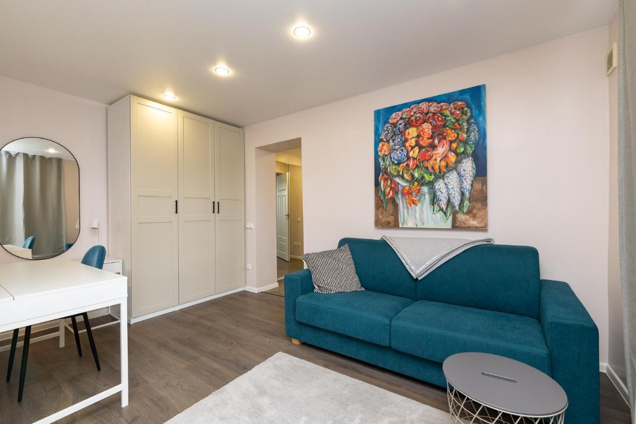 Cozy Stylish Studio Apartment With Free Parking By Centralapartments Tallin Exterior foto